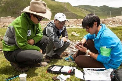 山水共融，宝马同行 探索自然家园守护行动中的科学研究之路